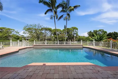 833 Marco Drive NE St Petersburg FL 33702