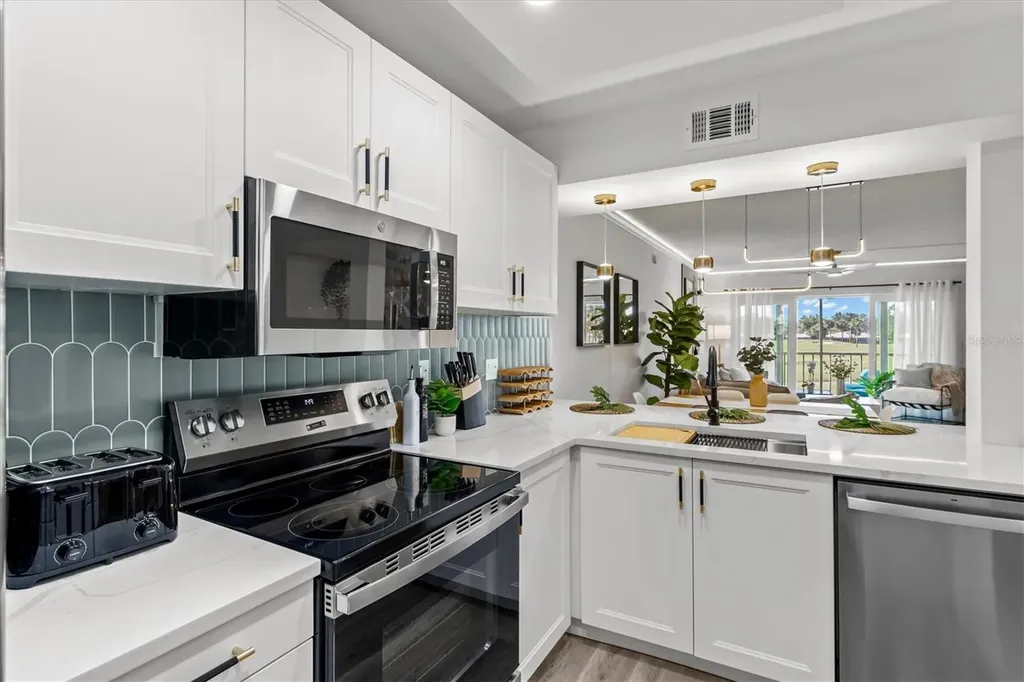 437 Cerromar Lane Venice FL 34293