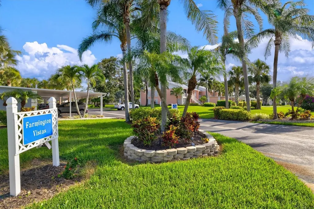 437 Cerromar Lane Venice FL 34293