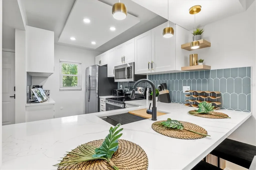 437 Cerromar Lane Venice FL 34293