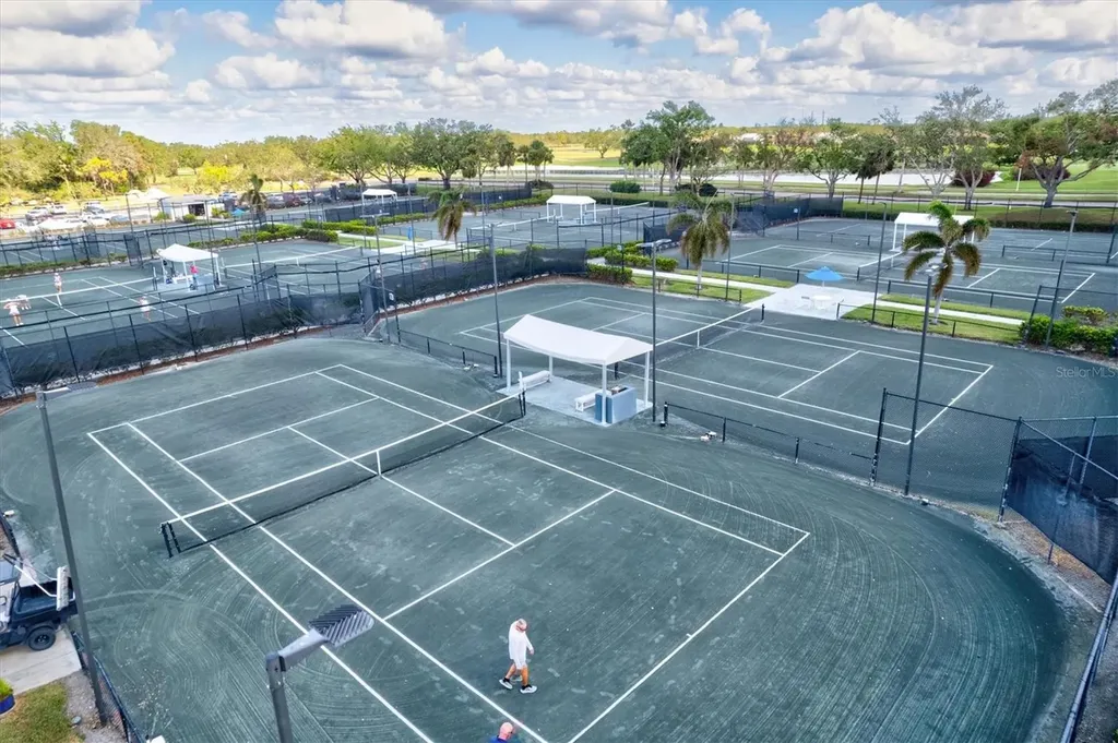 437 Cerromar Lane Venice FL 34293
