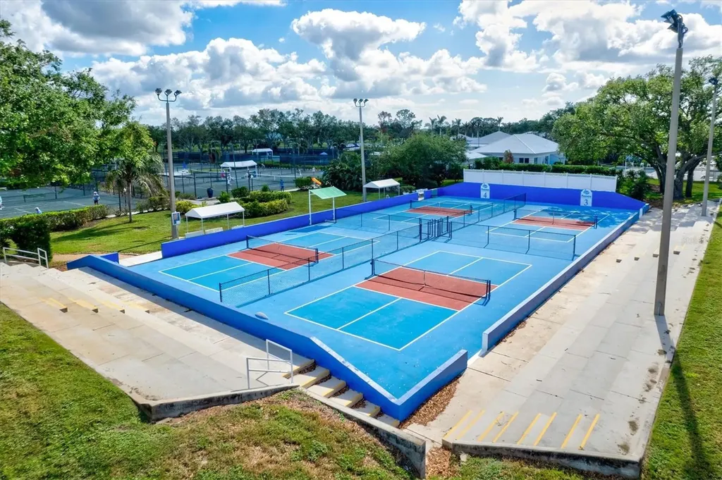 437 Cerromar Lane Venice FL 34293