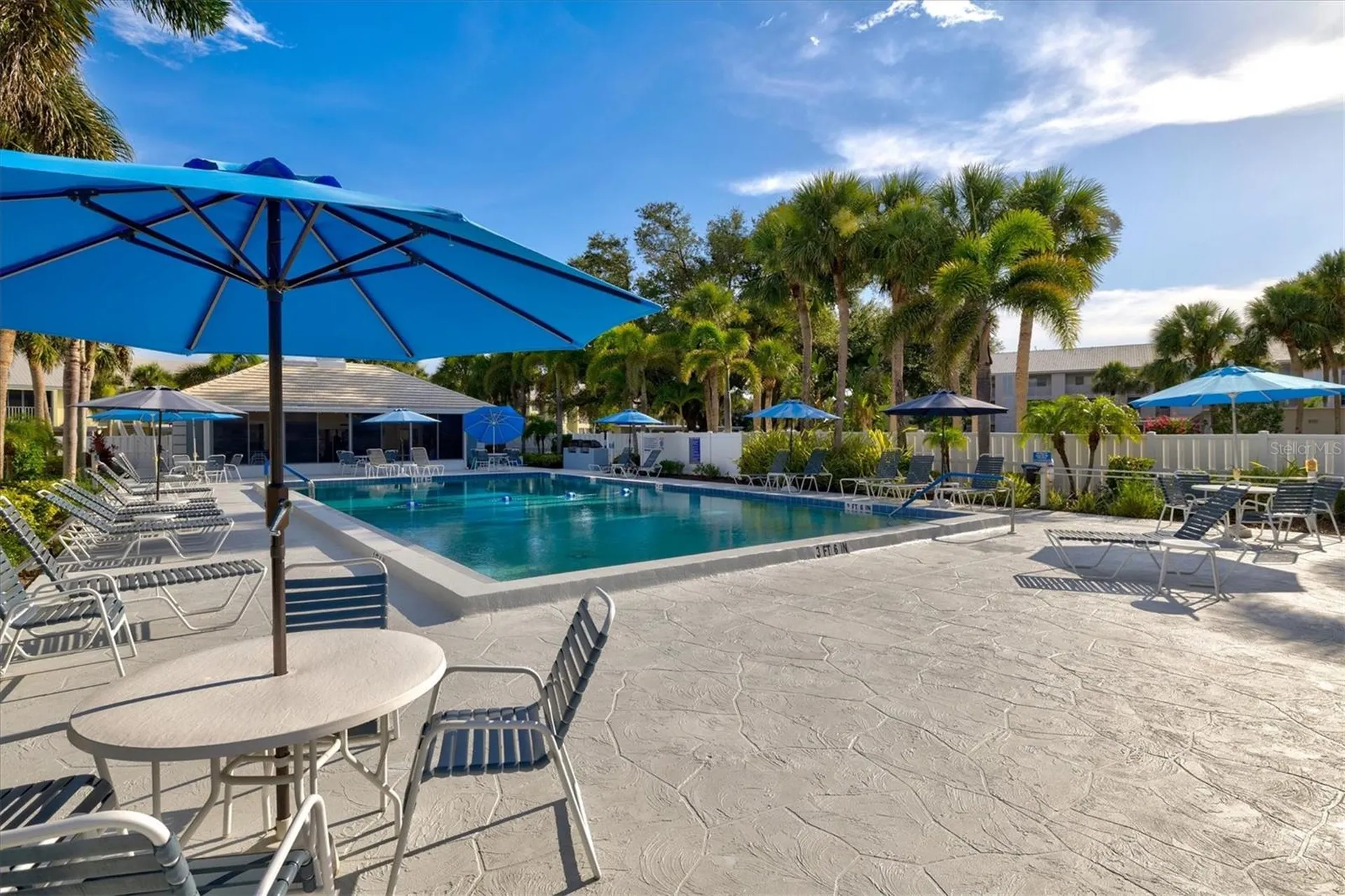 437 Cerromar Lane Venice FL 34293
