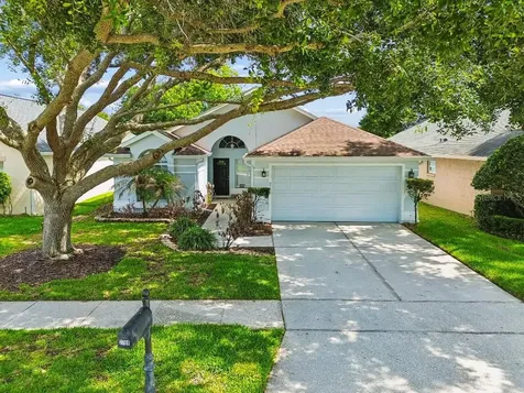 2708 Bellewater Place Oviedo FL 32765