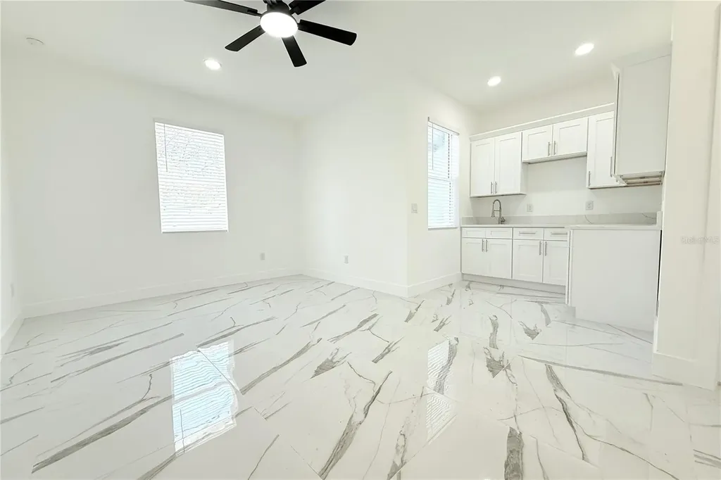 9304 N 18th Street Tampa FL 33612