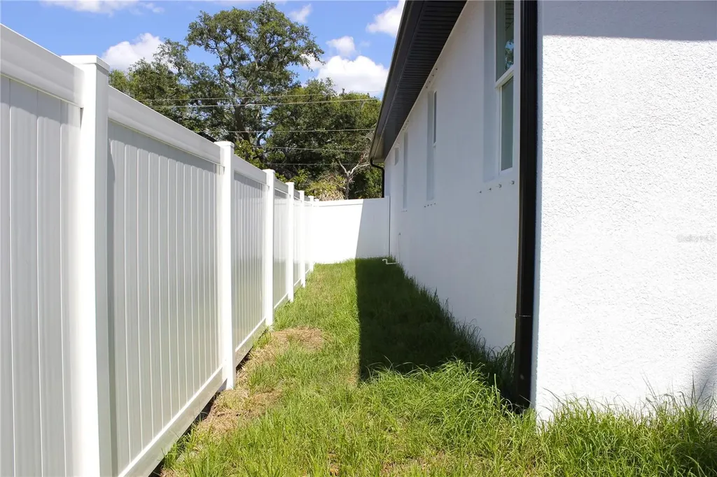 9304 N 18th Street Tampa FL 33612