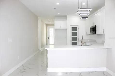 9304 N 18th Street Tampa FL 33612