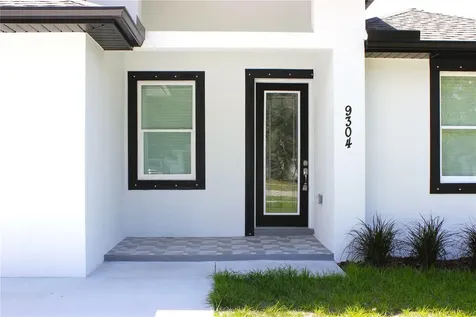9304 N 18th Street Tampa FL 33612
