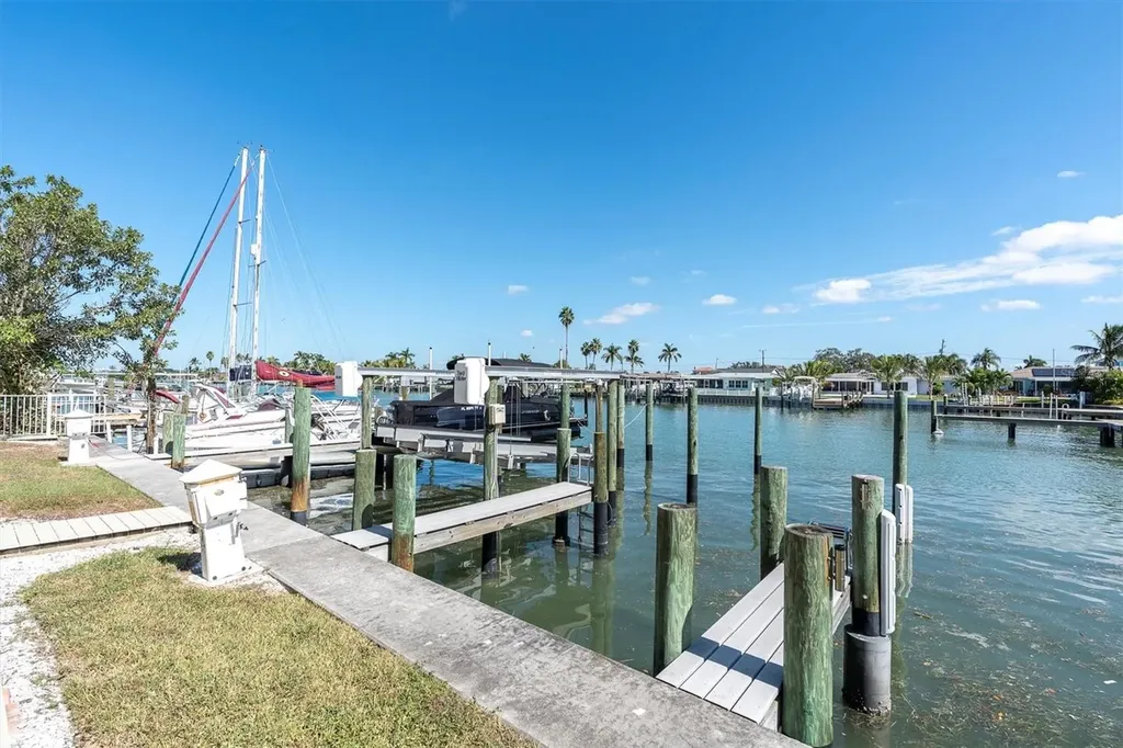 300 Capri Boulevard Treasure Island FL 33706