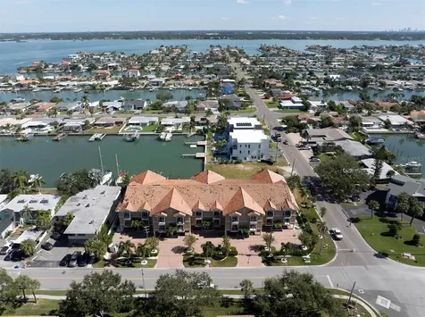 300 Capri Boulevard Treasure Island FL 33706