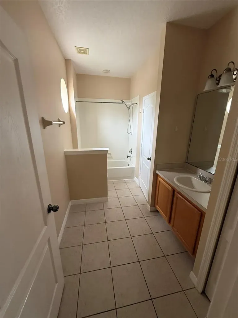 9400 Flowering Cottonwood Road Orlando FL 32832