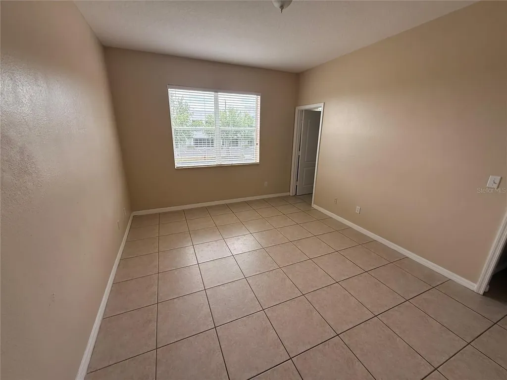 9400 Flowering Cottonwood Road Orlando FL 32832