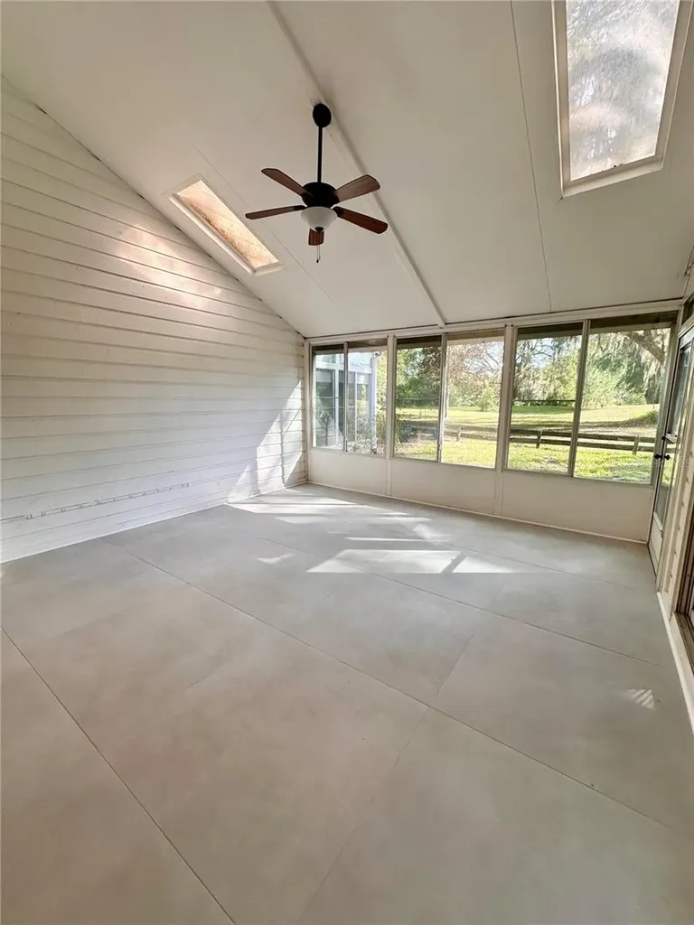 824 NW 124th Drive Newberry FL 32669