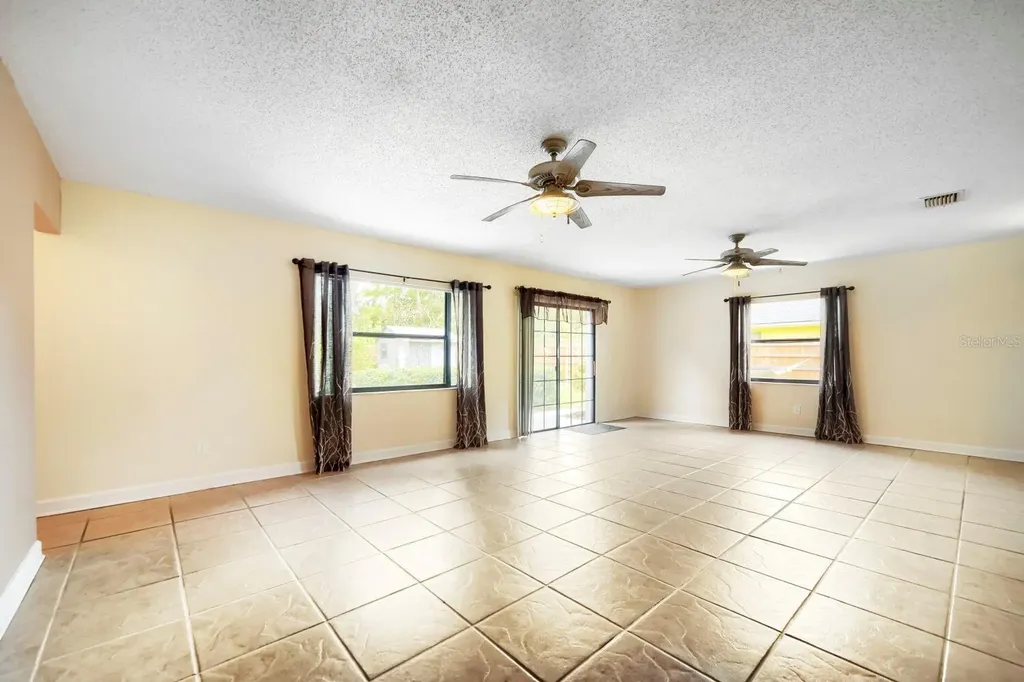 2938 Condel Drive Orlando FL 32812