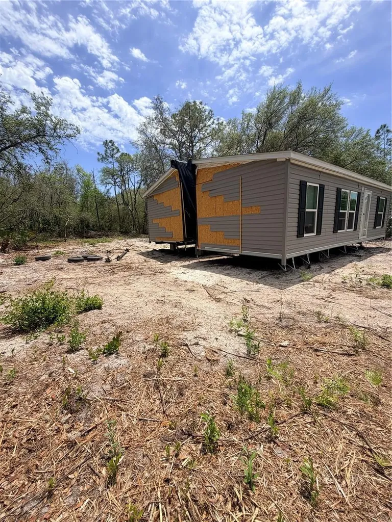 205 Hudson Street Interlachen FL 32148