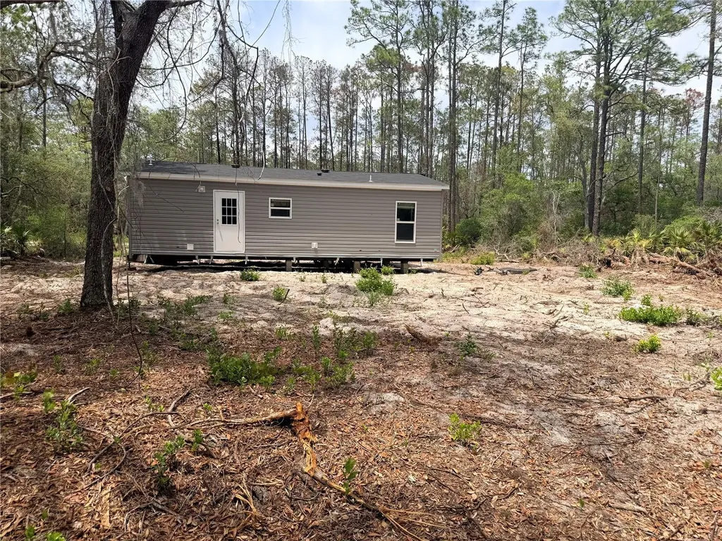 205 Hudson Street Interlachen FL 32148