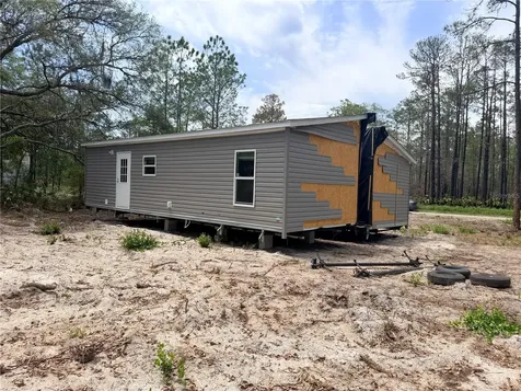 205 Hudson Street Interlachen FL 32148