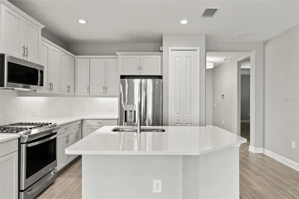 18137 Franklin Park Court Venice FL 34293