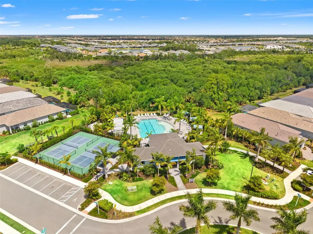 18137 Franklin Park Court Venice FL 34293