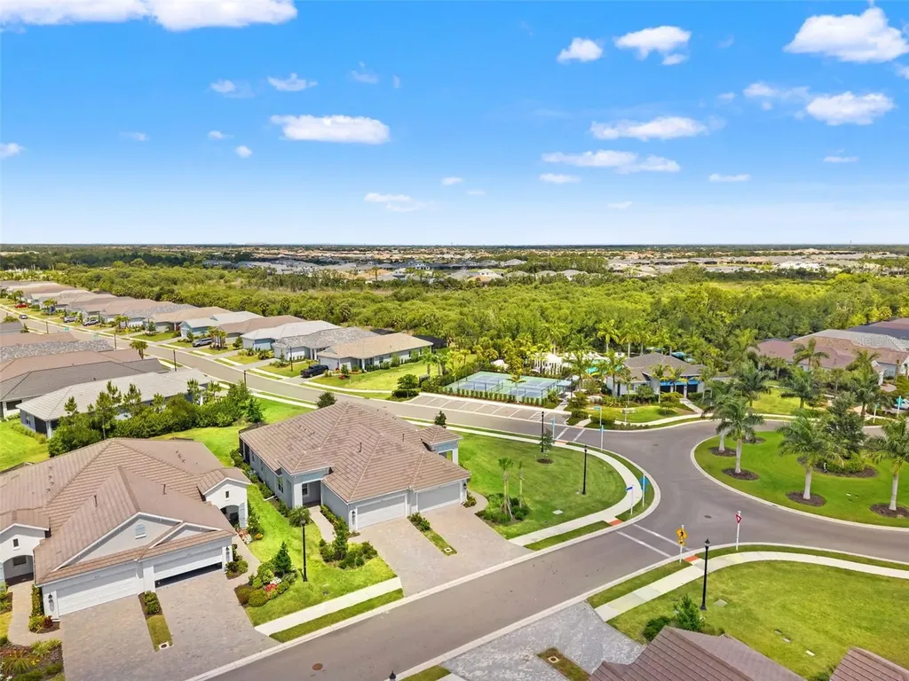 18137 Franklin Park Court Venice FL 34293