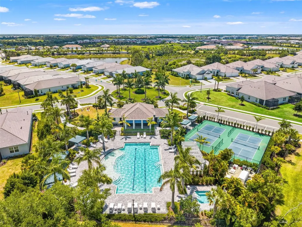 18137 Franklin Park Court Venice FL 34293