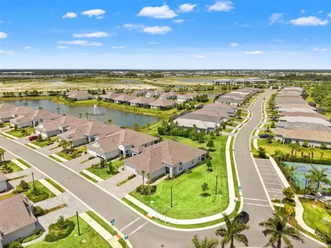 18137 Franklin Park Court Venice FL 34293