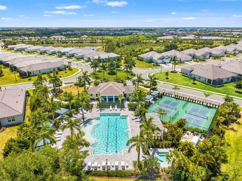 18137 Franklin Park Court Venice FL 34293