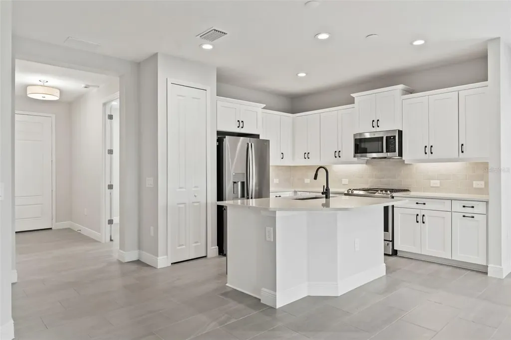 18131 Franklin Park Court Venice FL 34293