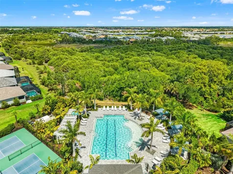 18131 Franklin Park Court Venice FL 34293