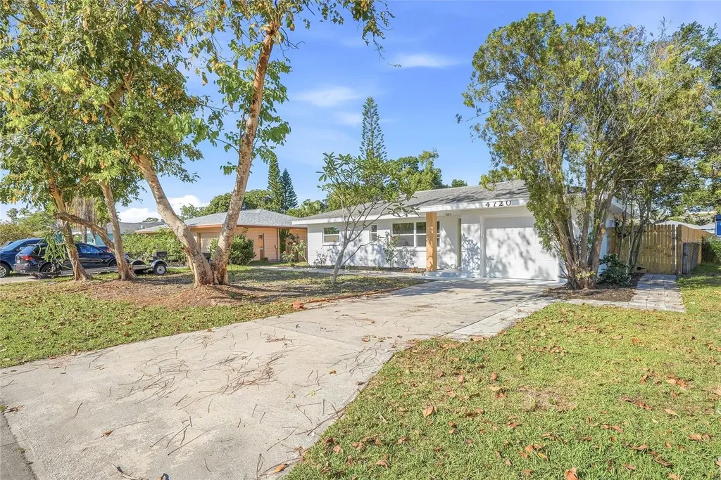 4720 Mohegan Road St Petersburg FL 33708
