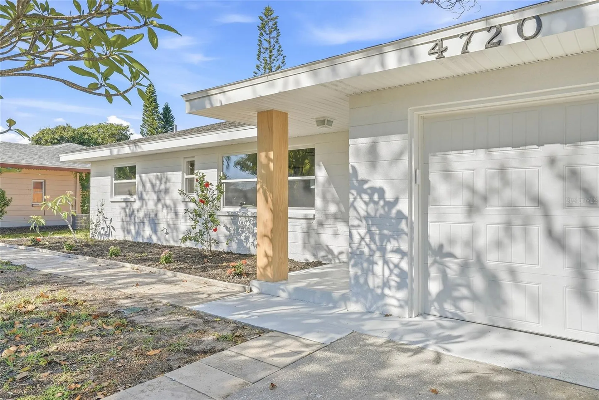 4720 Mohegan Road St Petersburg FL 33708