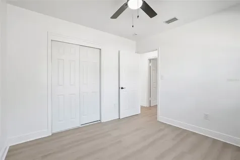 4720 Mohegan Road St Petersburg FL 33708