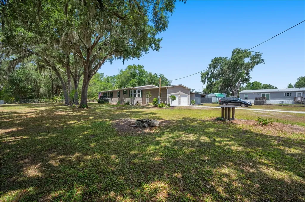 4817 Indian Oak Drive Mulberry FL 33860