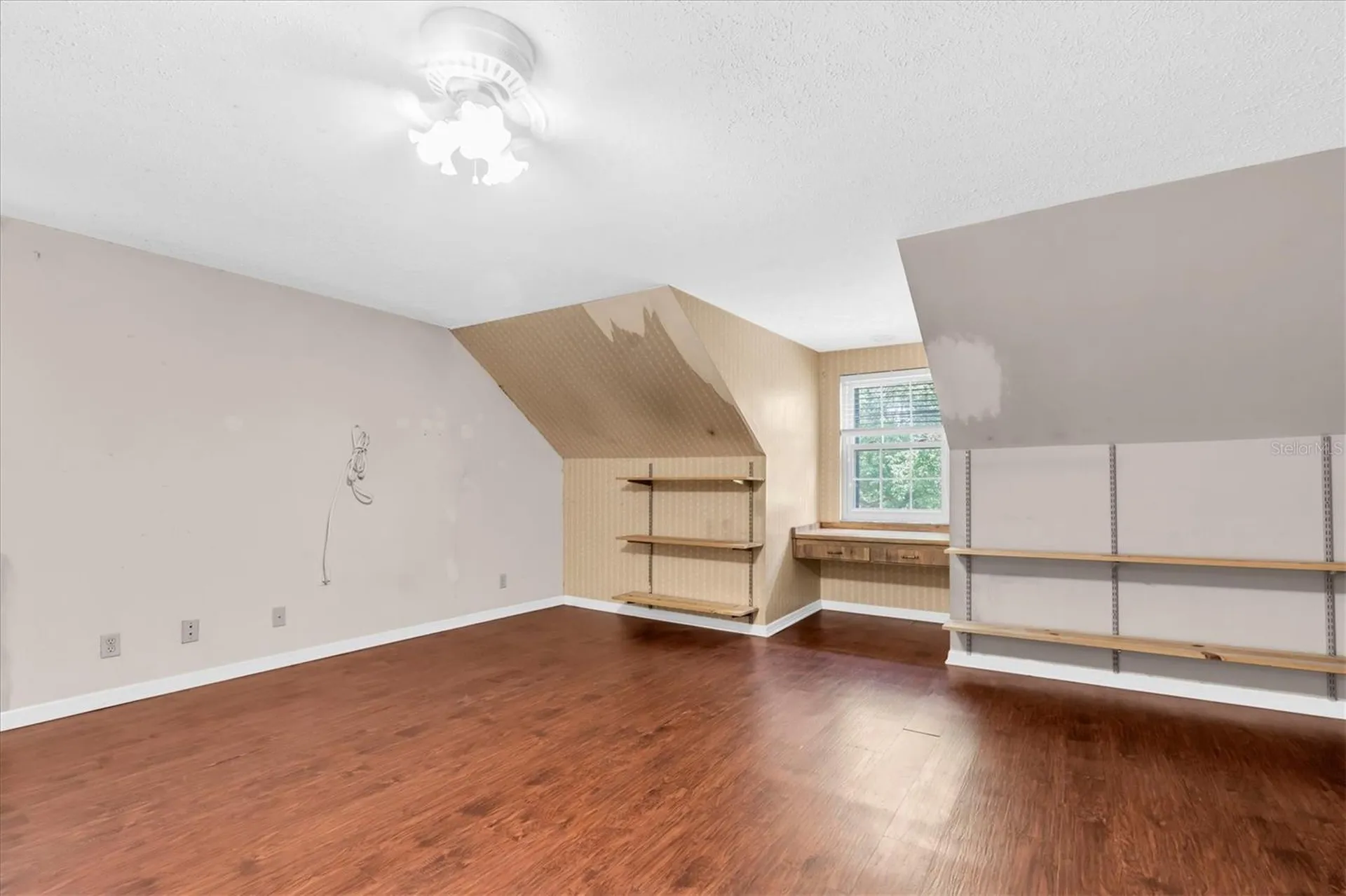 10422 N Woodmere Road Tampa FL 33617