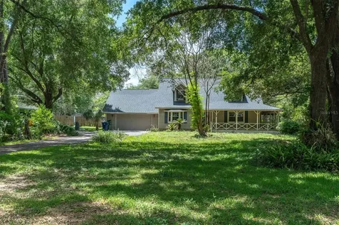 10422 N Woodmere Road Tampa FL 33617