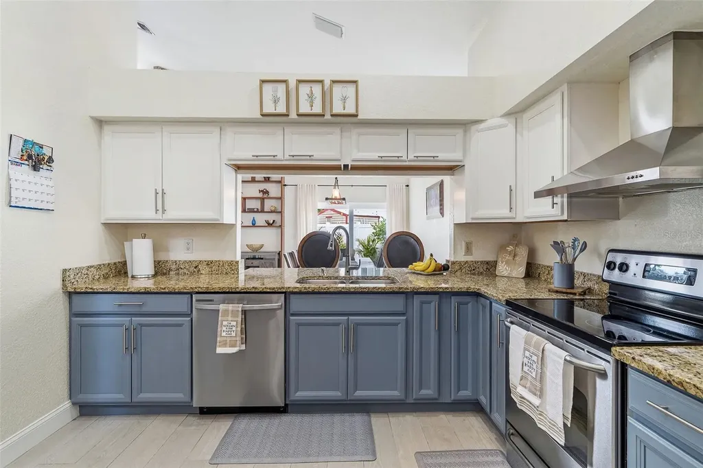 1105 Metwood Court Brandon FL 33511