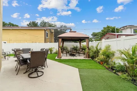 1105 Metwood Court Brandon FL 33511