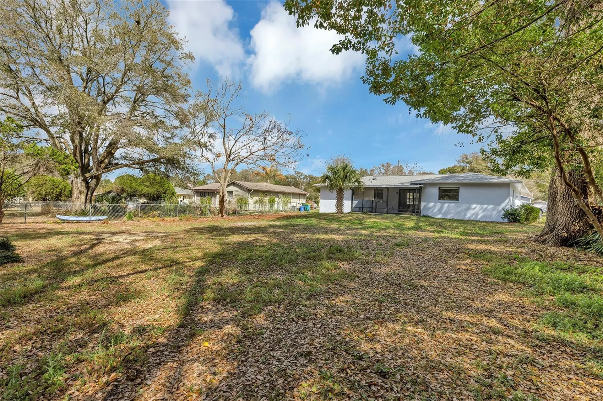 606 Third Avenue Lady Lake FL 32159