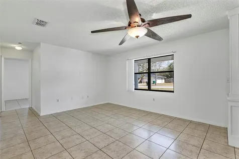 606 Third Avenue Lady Lake FL 32159