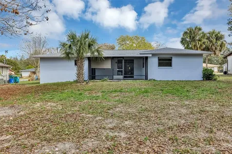 606 Third Avenue Lady Lake FL 32159