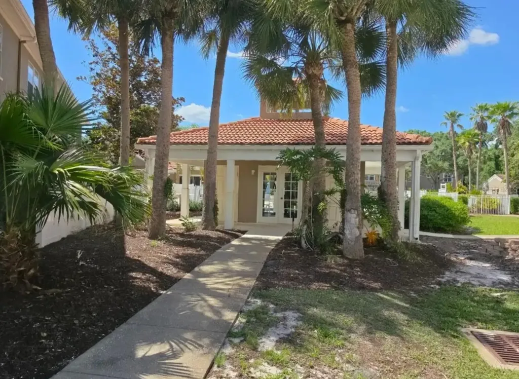 15215 Amberly Drive Tampa FL 33647