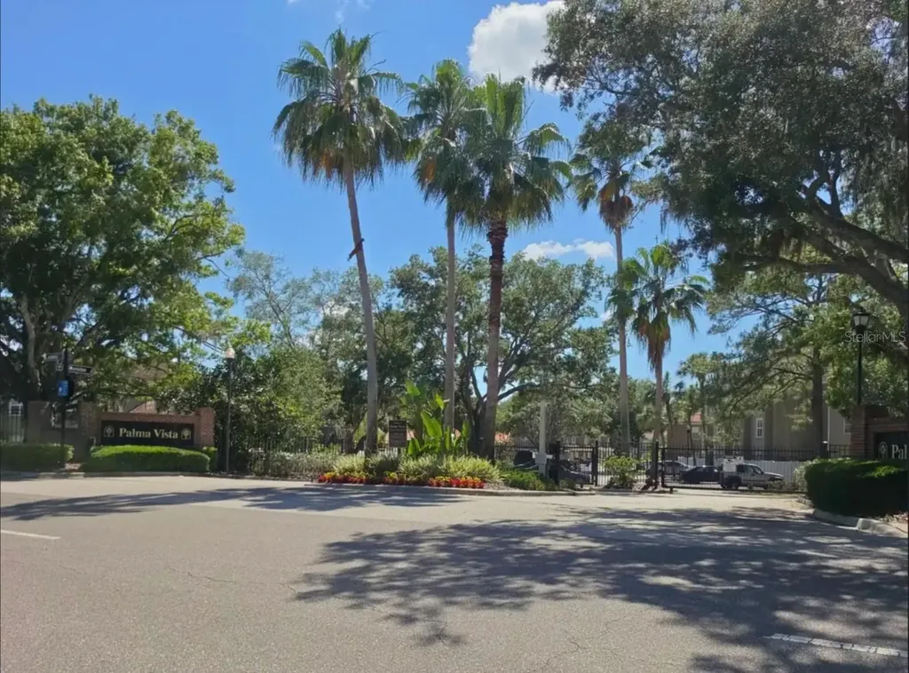 15215 Amberly Drive Tampa FL 33647