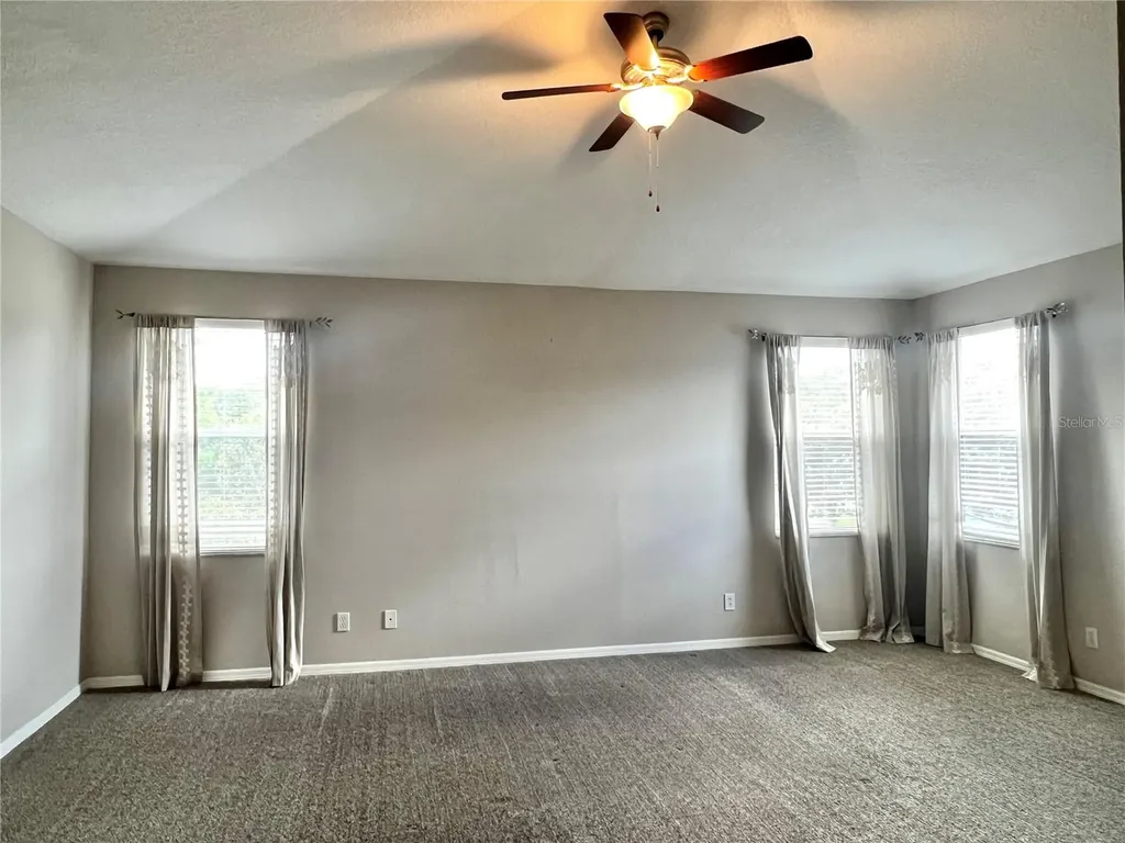 9524 Greenpointe Drive Tampa FL 33626