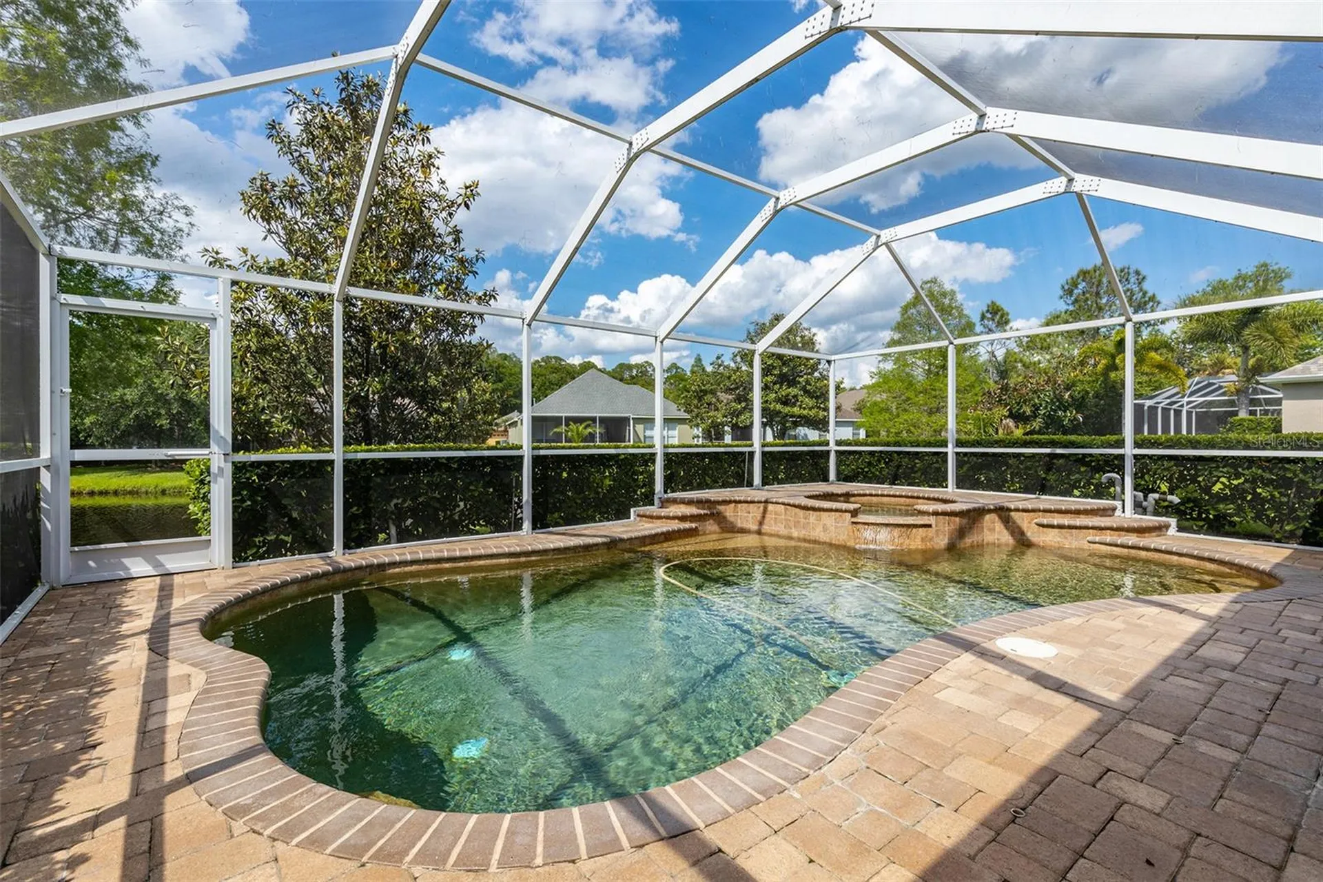 9524 Greenpointe Drive Tampa FL 33626