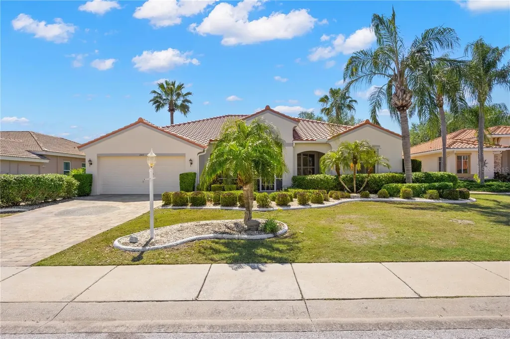 1305 Crystal Greens Drive Sun City Center FL 33573