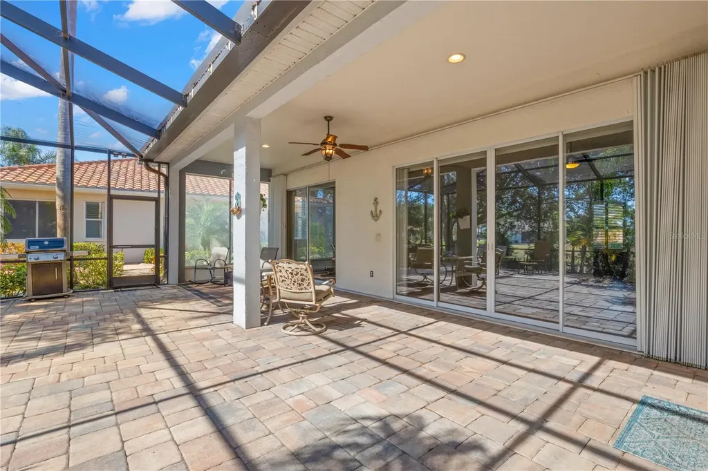 1305 Crystal Greens Drive Sun City Center FL 33573