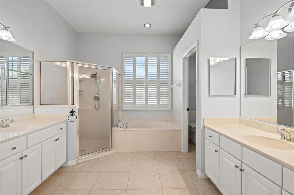 1305 Crystal Greens Drive Sun City Center FL 33573