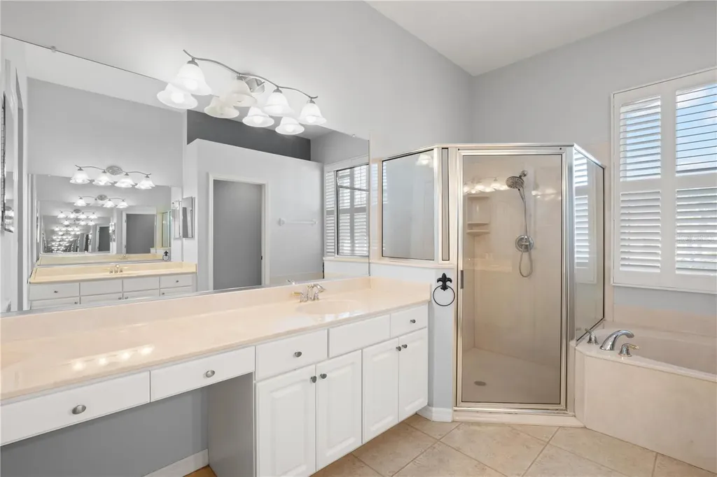 1305 Crystal Greens Drive Sun City Center FL 33573