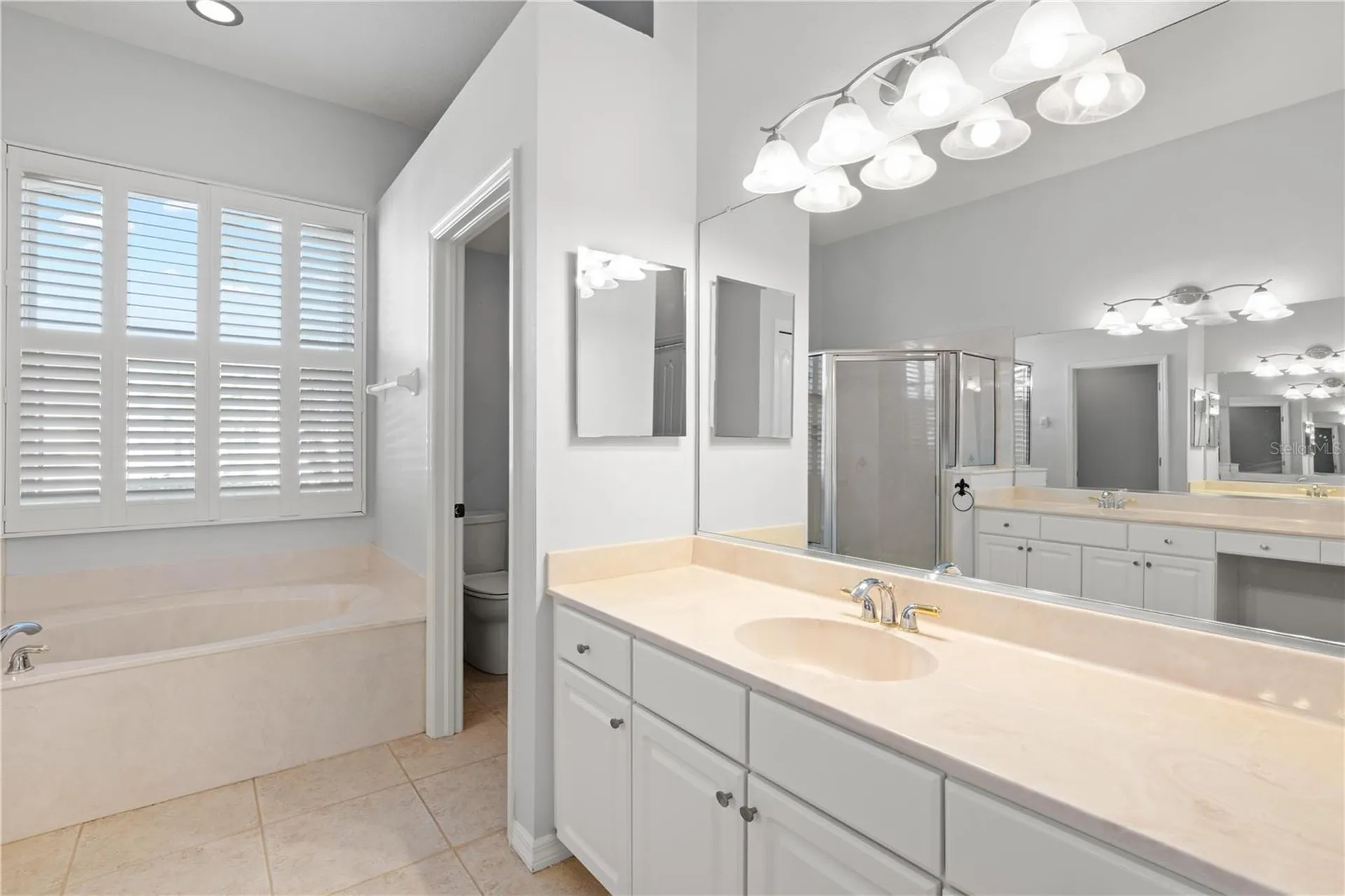 1305 Crystal Greens Drive Sun City Center FL 33573