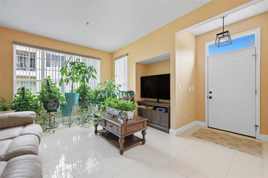 8957 Lee Vista Boulevard Orlando FL 32829
